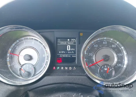 2012 Chrysler Town & Country Touring-L z USA, uszkodzony, nr VIN 2C4RC1CG8CR105960